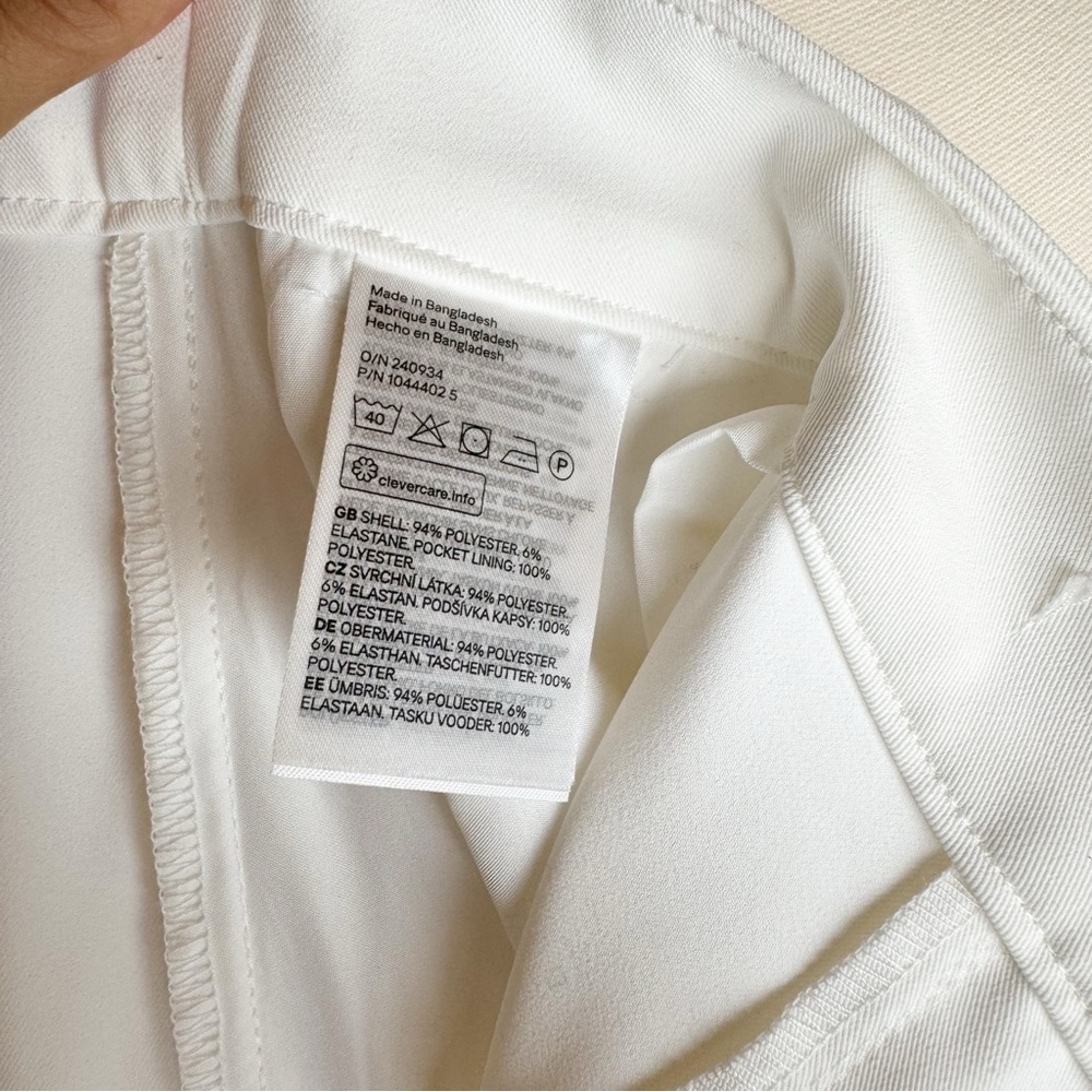 Cream Bermuda Shorts - Picture 15 of 16